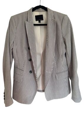 Size 8 
Banana Republic Gray and White Pinstripe Tailored Blazer